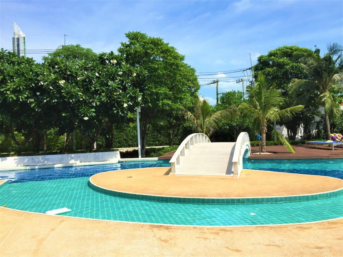 Cosy Lumpini Beachfront One Bedroom Jomtein Jomtien Beach Buitenkant foto